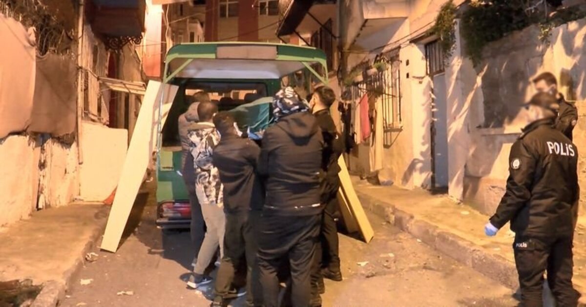 Beyoğlu’nda yabancı uyruklu anne ve bebeği evlerinde ölü bulundu
