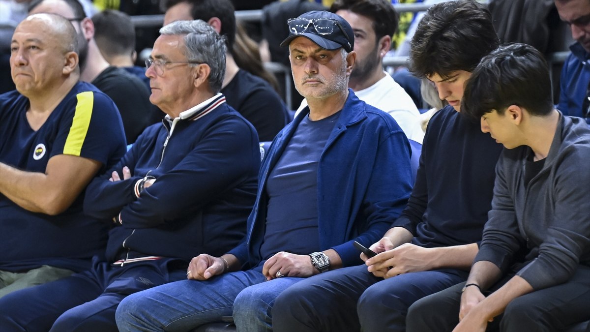 Jose Mourinho’dan Fenerbahçe paylaşımı! ‘Büyük kulüp’