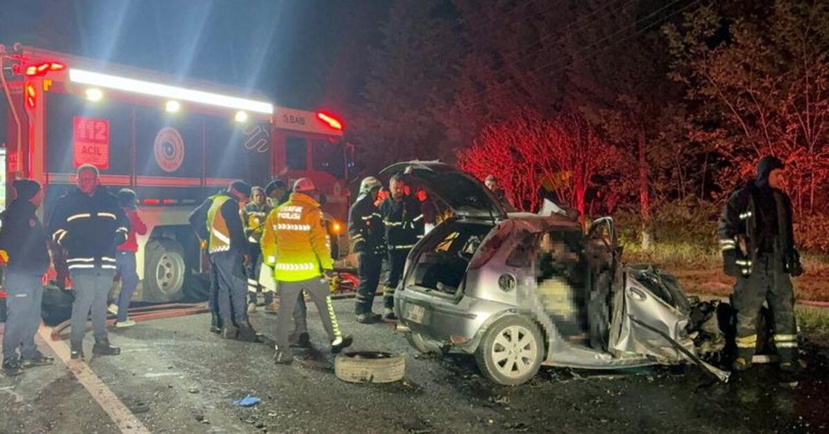 Tekirdağ’da iş makinesine çarpan otomobilde yangın faciası: 5 ölü