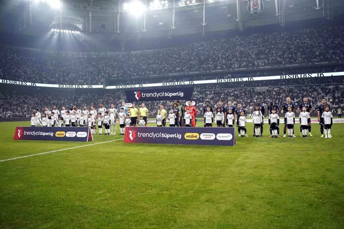 Beşiktaş – Kasımpaşa Maçı: 15 Dakika Golsüz