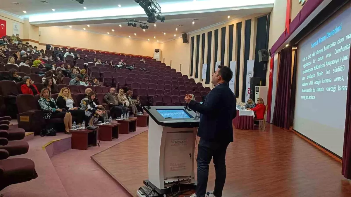 Dünya İnsan Hakları Paneli Manisa’da