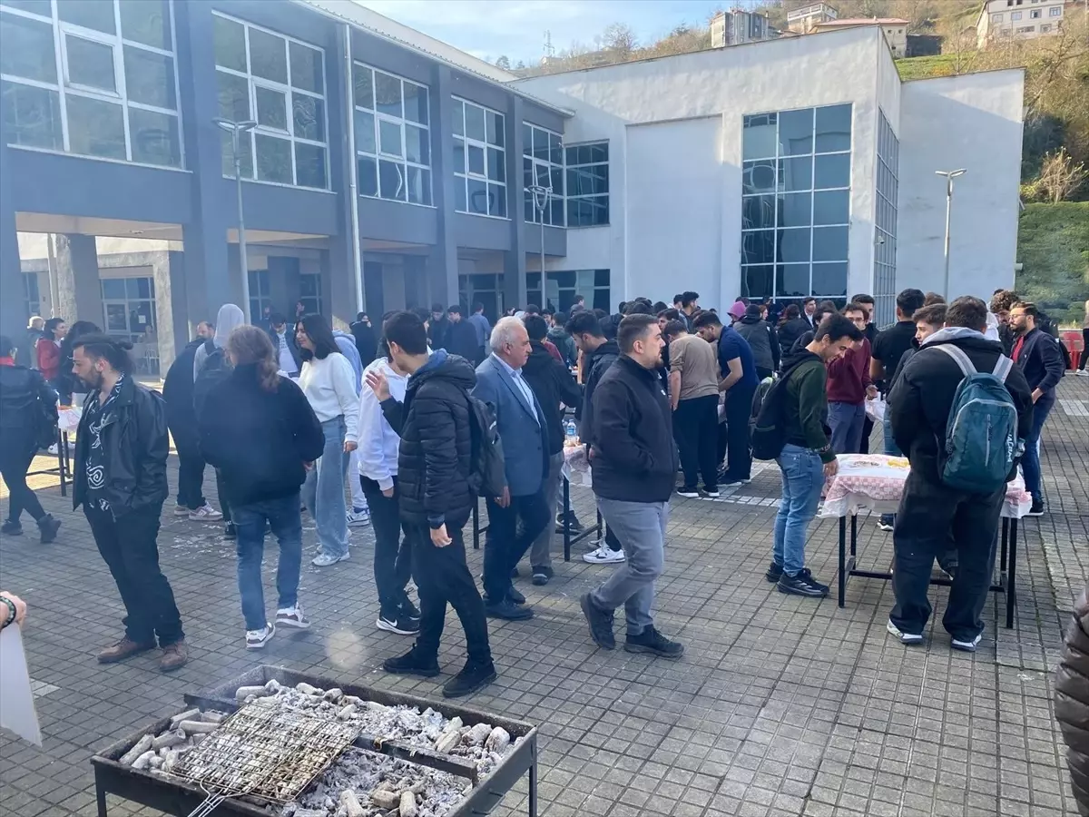 Of’ta 8. Hamsi Festivali Düzenlendi