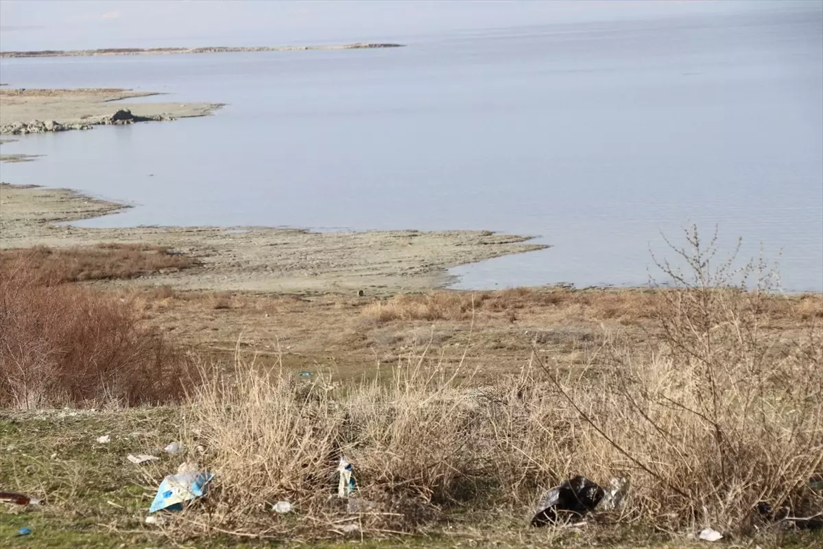 Burdur Gölü’nde Tehlikeli Su Kaybı