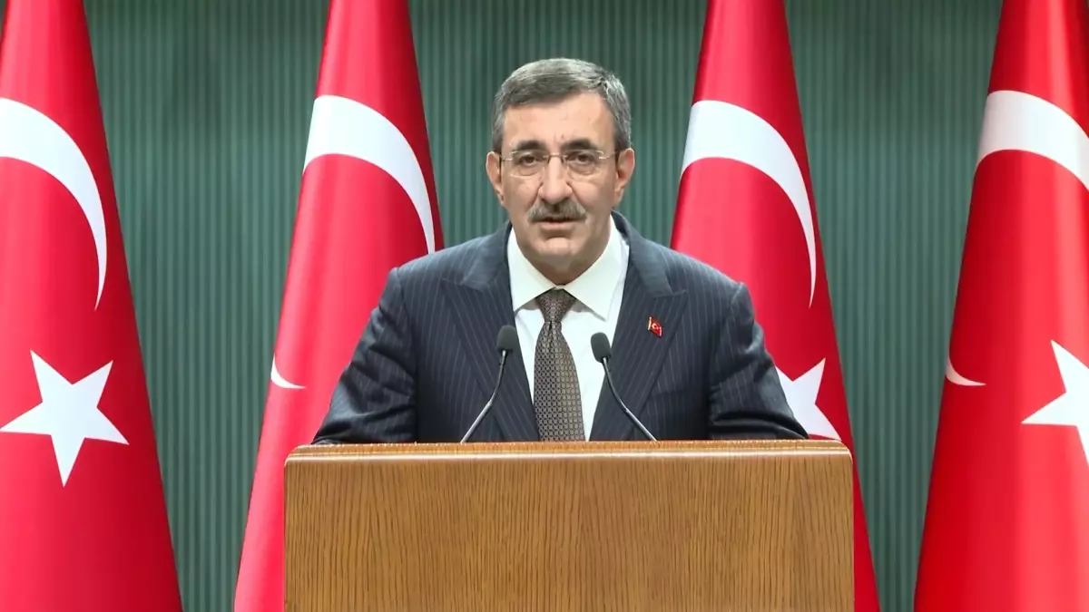 Cumhurbaşkanı Yardımcısı Cevdet Yılmaz’dan 10 Ocak Çalışan Gazeteciler Günü Mesajı