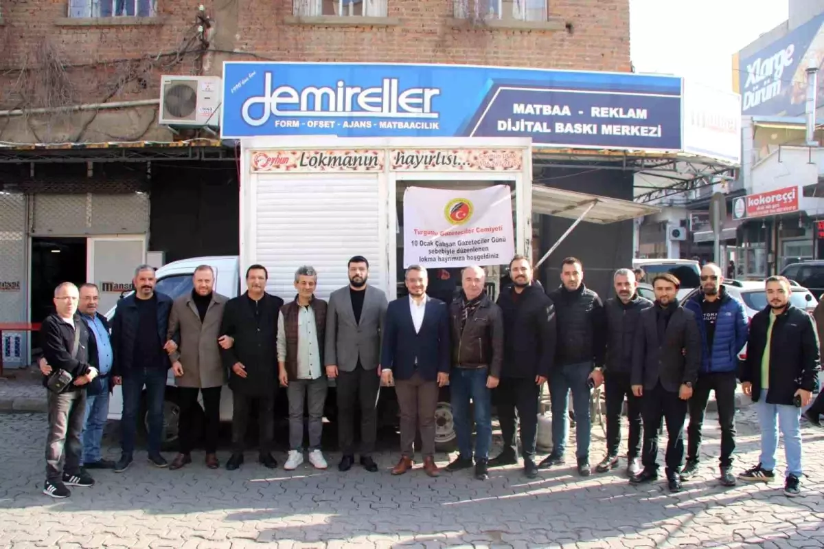 Turgutlu’da 10 Ocak Çalışan Gazeteciler Günü Lokma Hayrı Düzenlendi