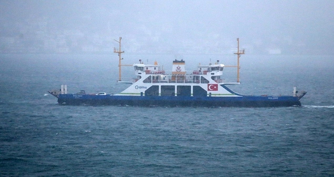Feribot seferlerine kar engeli