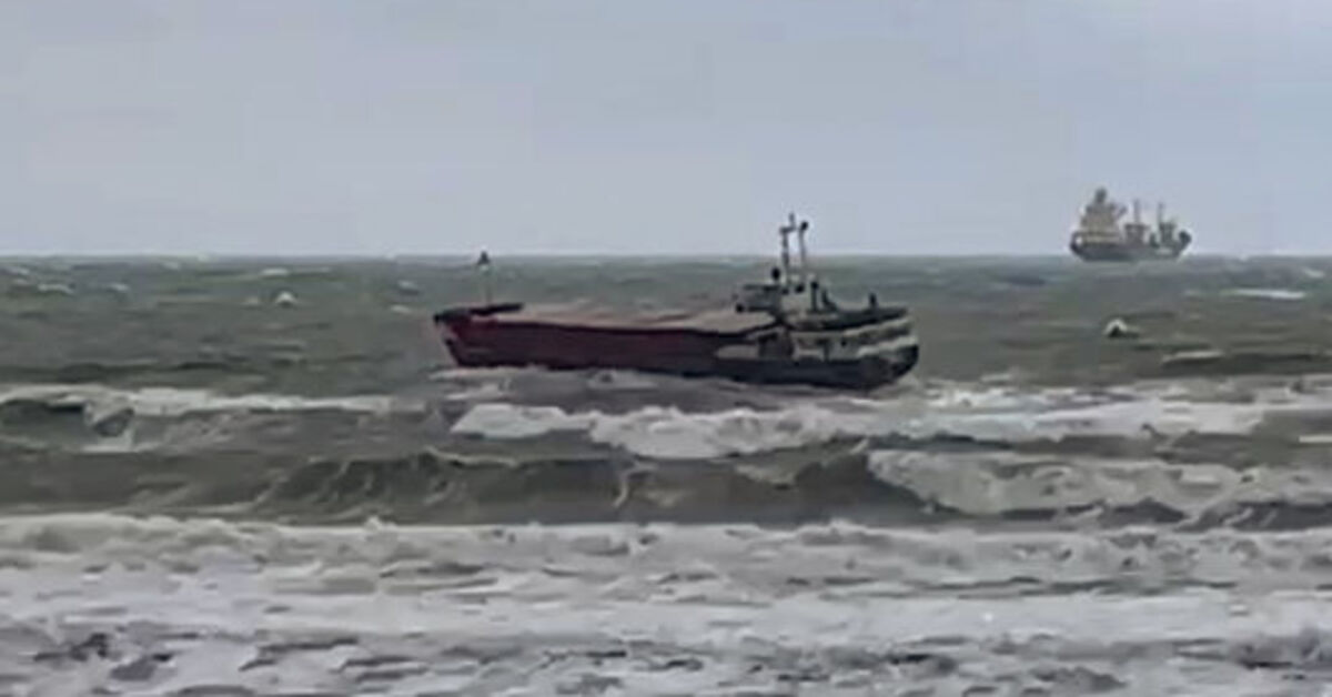 Sarıyer açıklarında sürüklenen kuru yük gemisi kurtarıldı