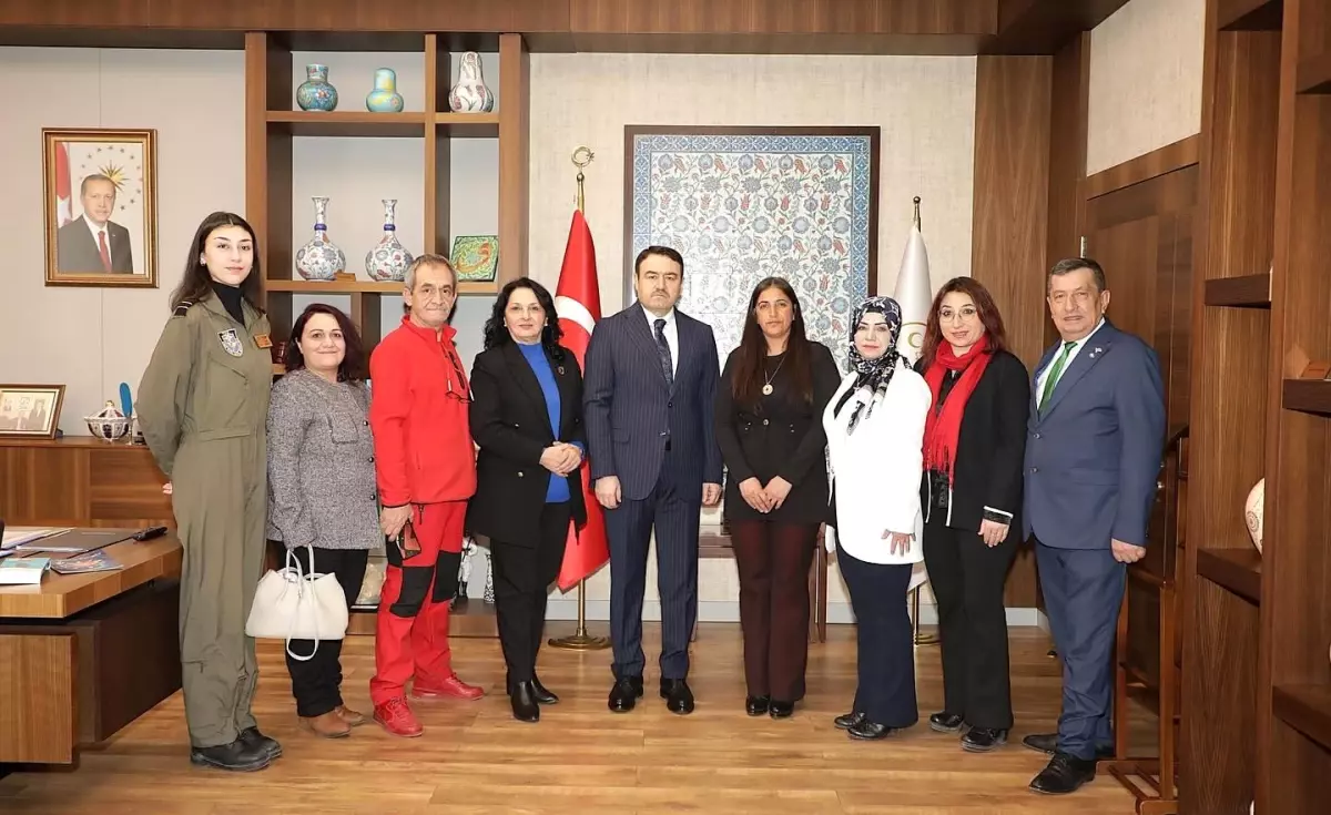 THK’nın 100. Yılına Kutlama Ziyareti